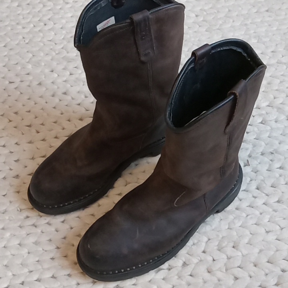 Red Wing  11" pull on leather work boots. Steele toe.